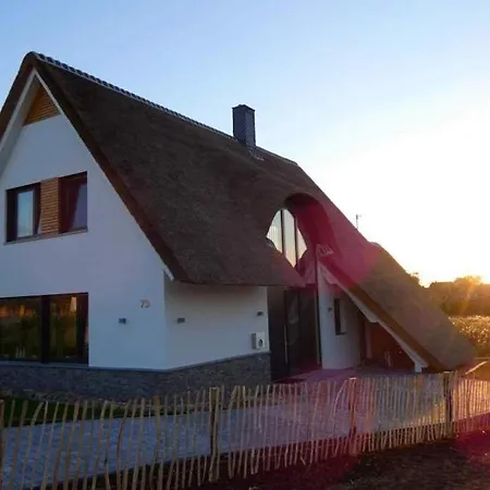 Ferienhaus Reettraum Vakantiehuis *