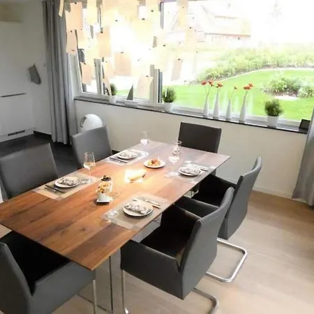 Ferienhaus Reettraum * Groß Schwansee
